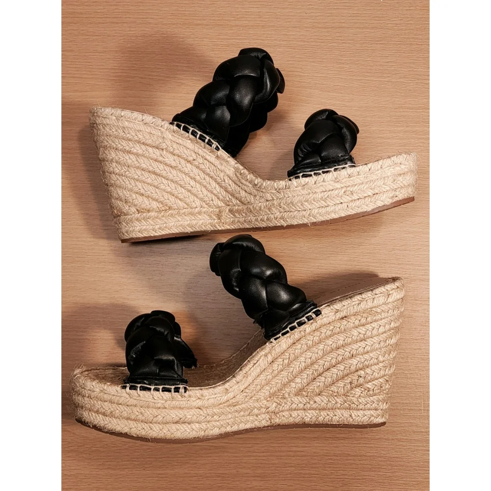 Kenneth Cole Braided Strap Espadrille Wedge fits 8.5 M - BLACK